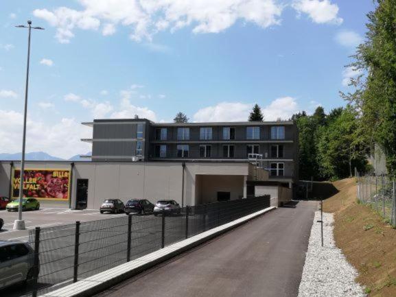 Stunning Woerthersee Holiday Home Sekull Eksteriør billede